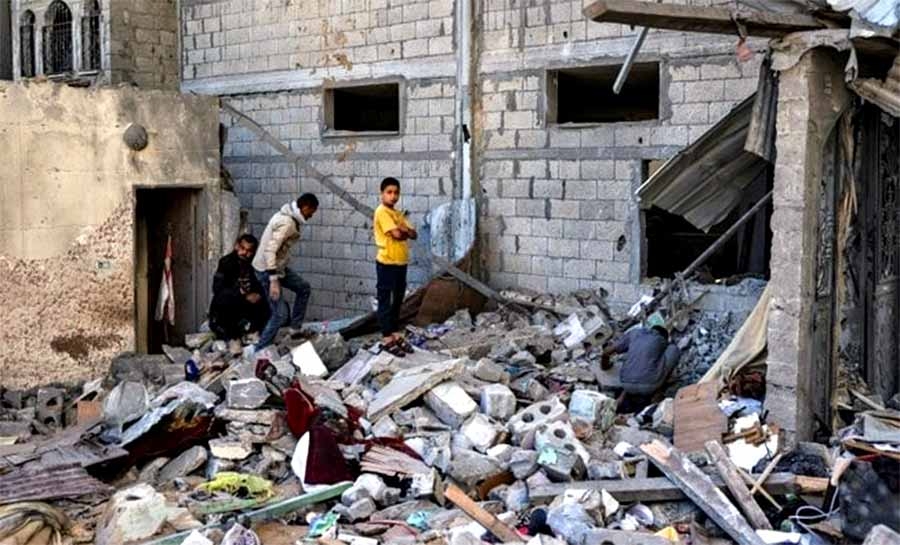 Israel bombardeia Rafah em meio a negociações de trégua ‘decisivas’