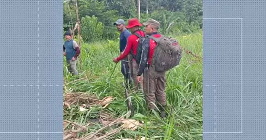 Bombeiros buscam homem desaparecido há cinco dias em floresta de cidade isolada do Acre