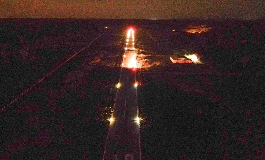 Governo do Estado celebra a liberação de voos noturnos em Manoel Urbano com nova iluminação no aeródromo