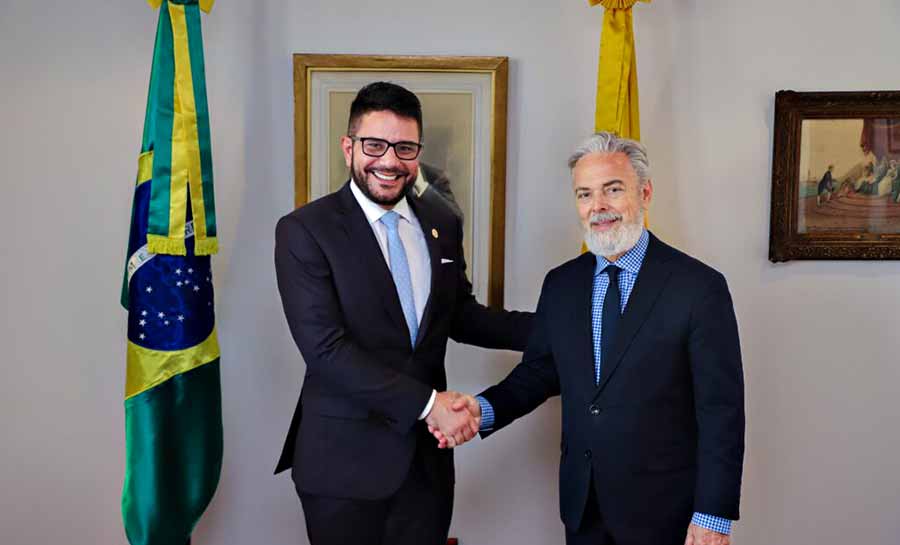 Governador Gladson Cameli se reúne com embaixador do Brasil em Londres para tratar sobre ativos ambientais e conservação de florestas