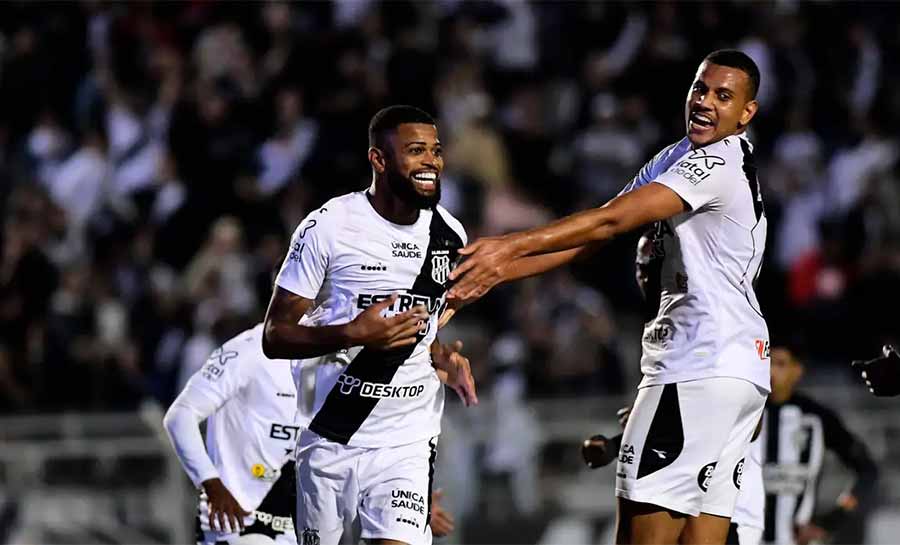 Série B: Ponte Preta supera Ceará por 3 a 1 no Moisés Lucarelli