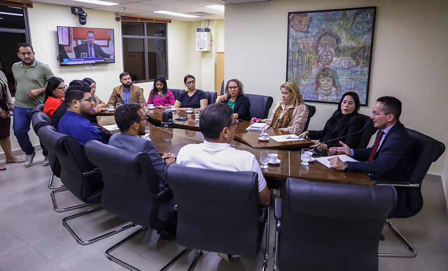 Comissão de Saúde da Aleac realiza reunião para discutir assistência em saúde de Capixaba