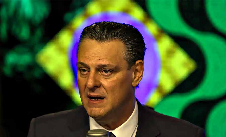 Autoembargo do Brasil garantiu transparência a mercados, diz Fávaro