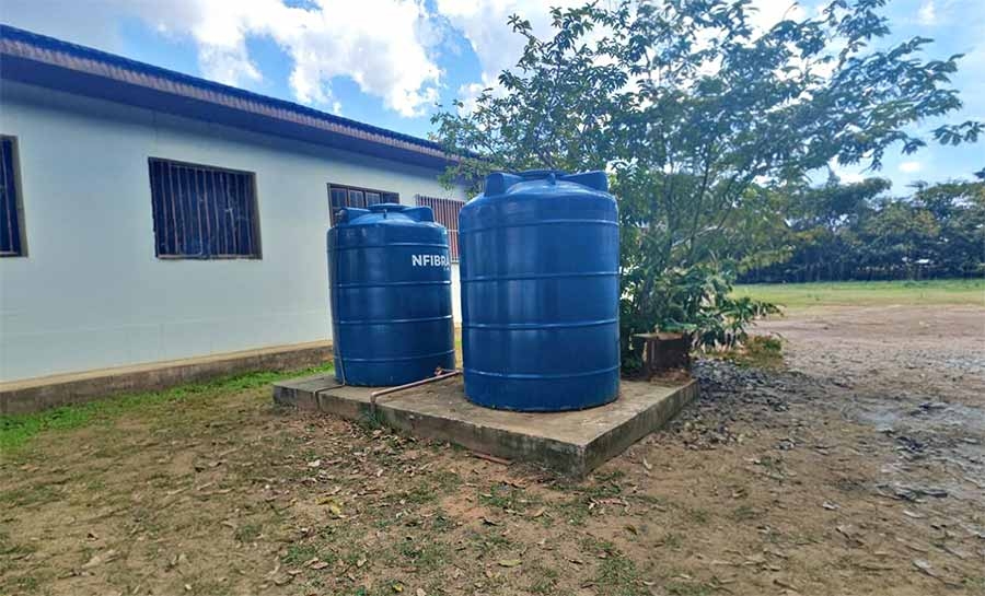 Educação destina caixas d’água às escolas para enfrentar crise hídrica