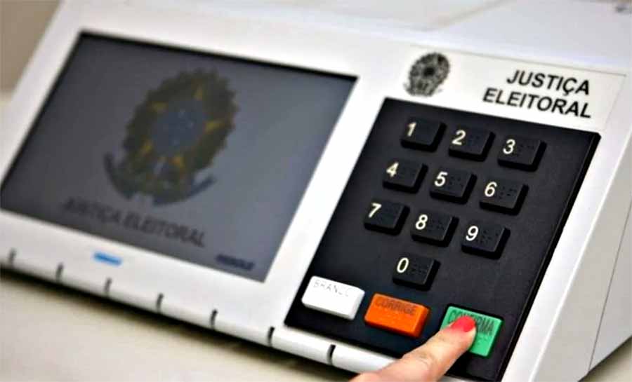 Eleições: centrão lidera em 21 capitais em meio à polarização PT e PL