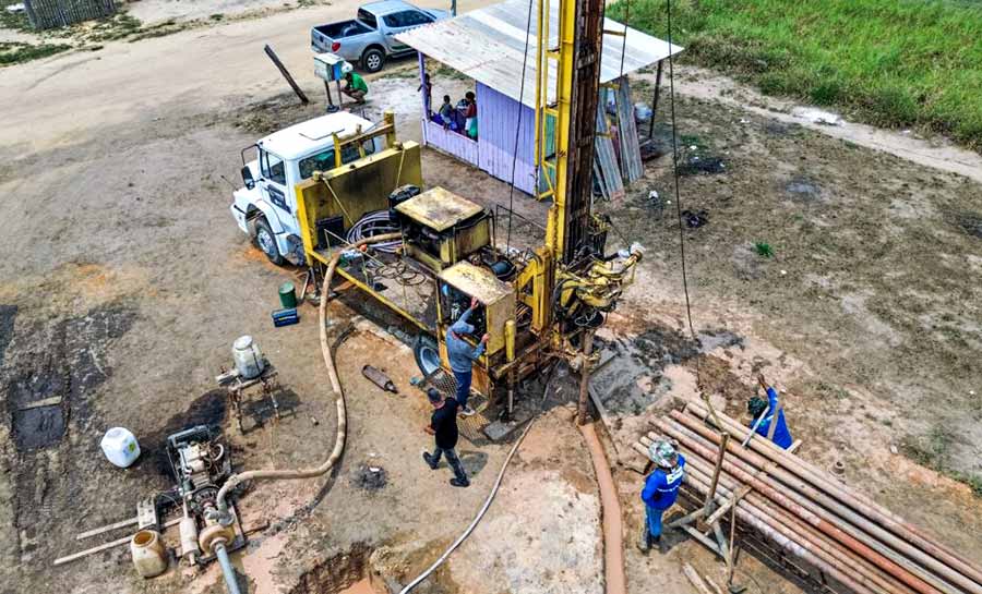 Governo conclui construção de novo poço artesiano em Mâncio Lima