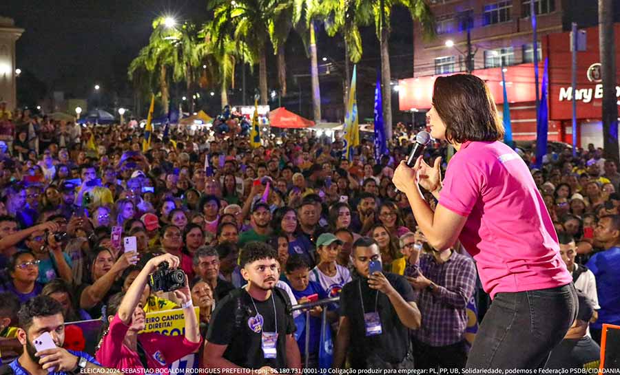 “Deixa o homem continuar trabalhando!”: Michelle Bolsonaro pede que Rio Branco reeleja Bocalom no Mega Comício 22