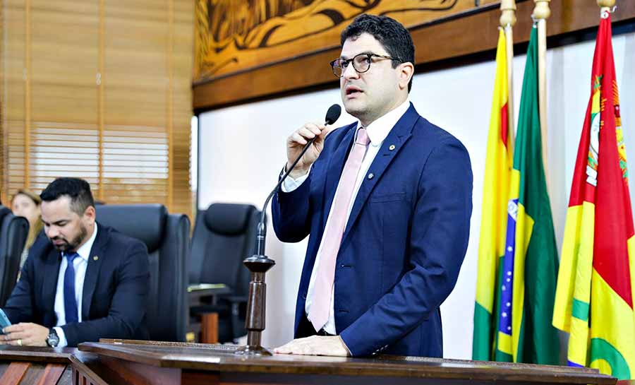 Eduardo Ribeiro celebra vinda da Azul Linhas Aéreas e reforça apoio à campanha Outubro Rosa