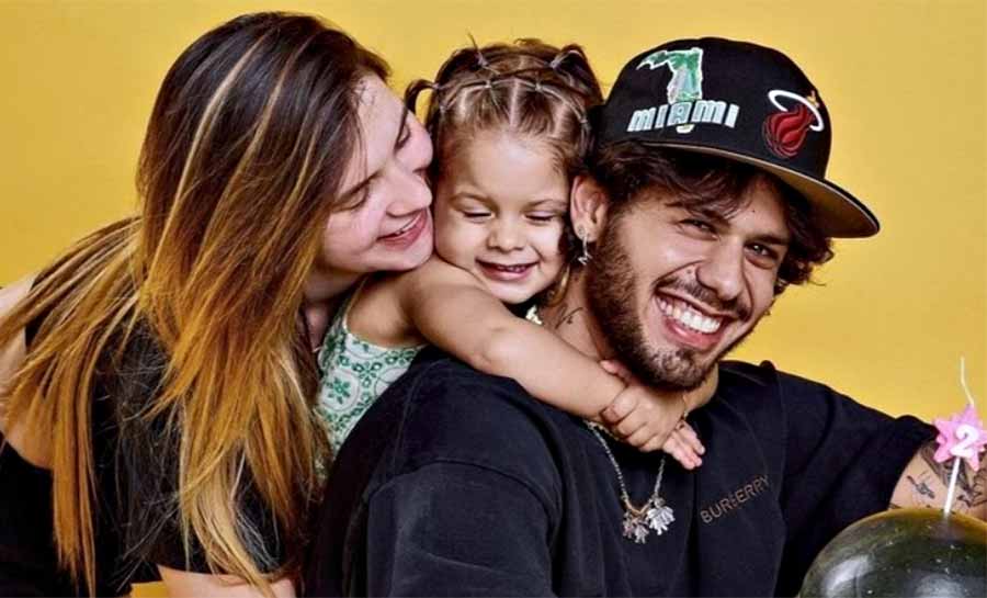 Virginia e Zé Felipe celebram 2 anos de Maria Flor com texto emocionante; leia