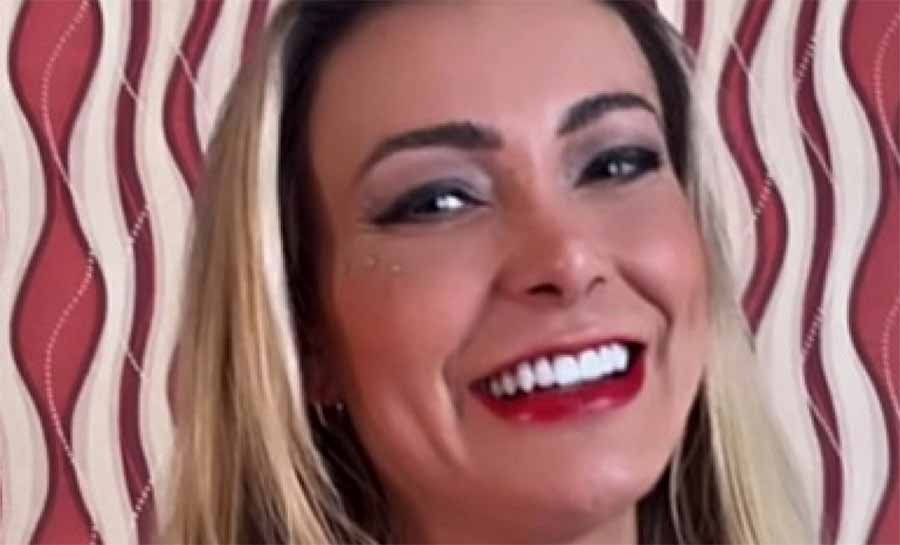 Andressa Urach realiza sonho ao gravar conteúdo adulto com cadeirante