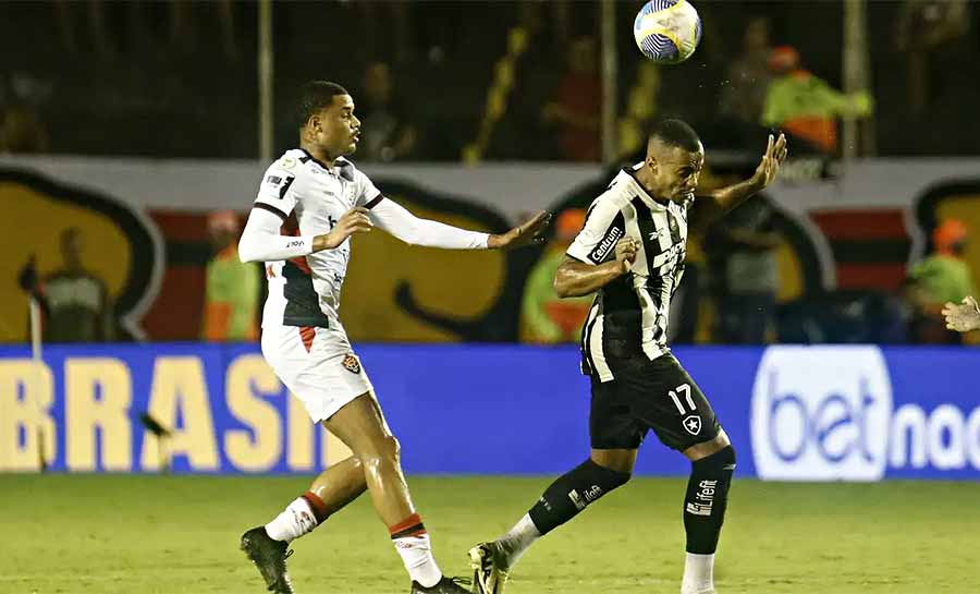 Botafogo tenta retomar vitórias para manter liderança do Brasileiro