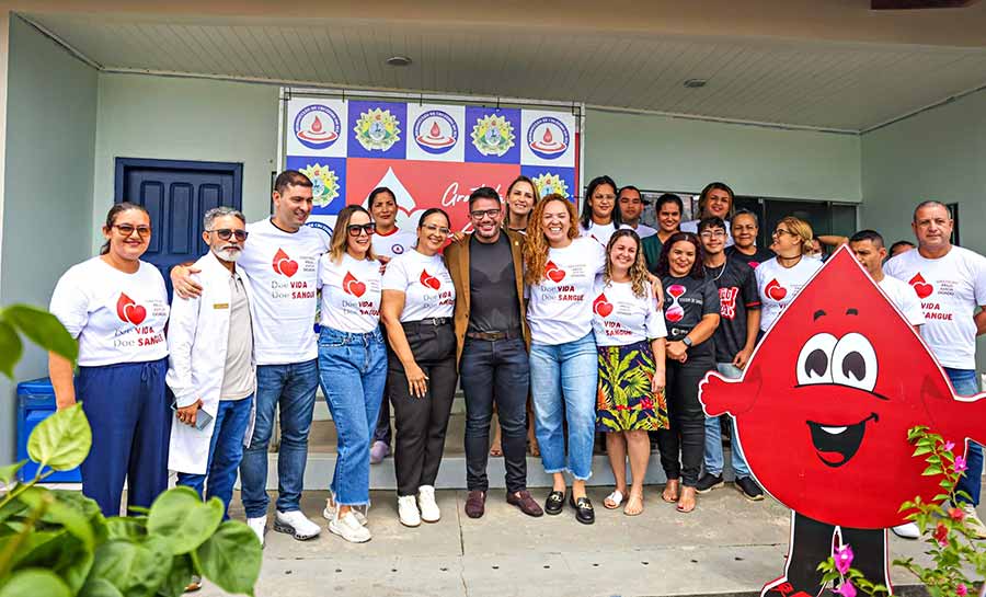 Governador Gladson Cameli visita Hemonúcleo do Juruá na Semana Nacional do Doador de Sangue