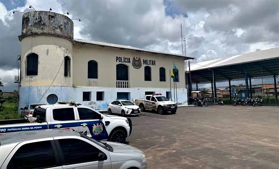 Homem é achado morto com dois tiros na cabeça após tentar assaltar moradores em ramal no Acre