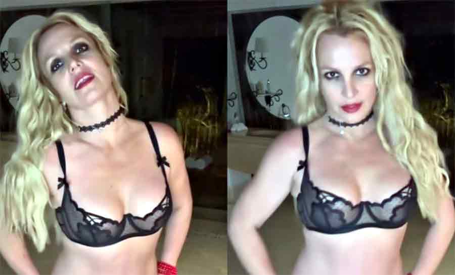 Britney Spears quase mostra demais em vídeo na web