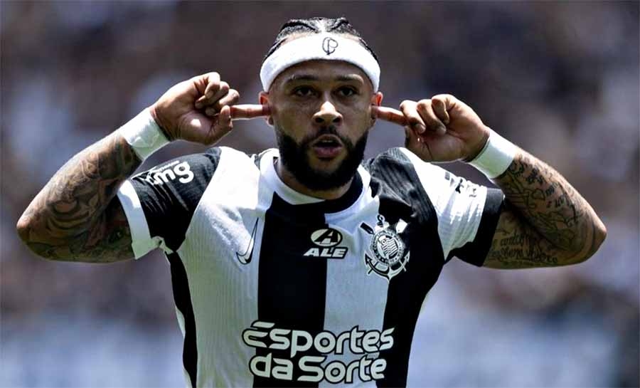 Felipe Neto alfineta Memphis Depay ao ironizar publicação