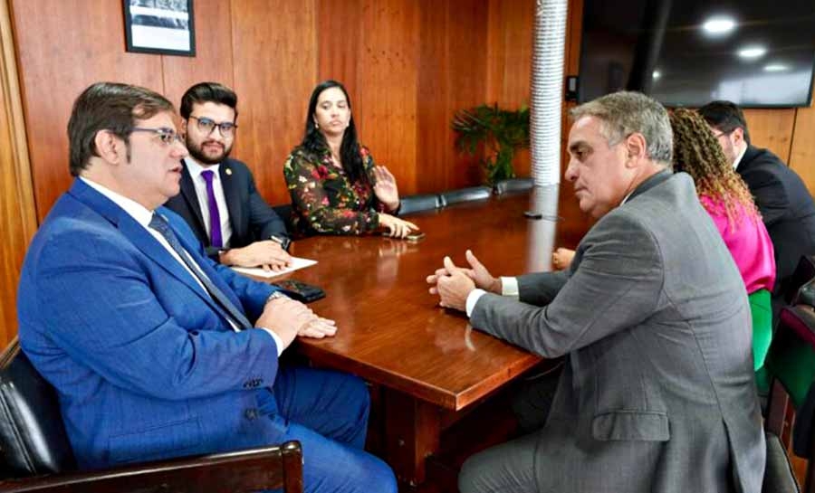 Representação do Governo em Brasília busca liberação de recursos para aquisição de veículos e equipamentos agrícolas
