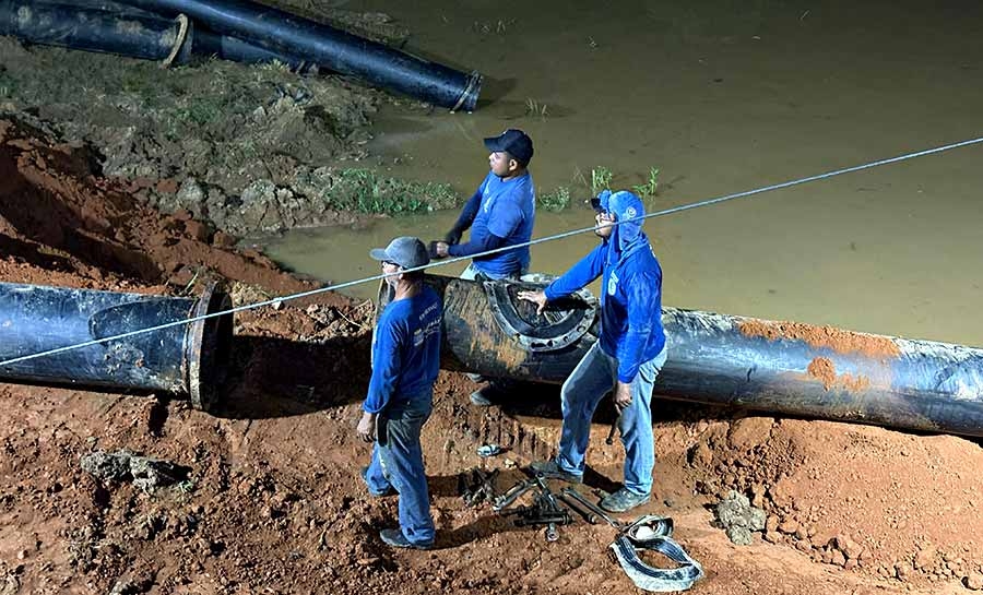 Prefeitura de Rio Branco age rápido e garante reabastecimento de água após acidente por conta da cheia do Rio Acre