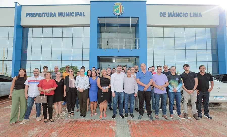 “Gratidão é pouco”, diz prefeito de Mancio Lima ao receber visita de Nicolau Jr