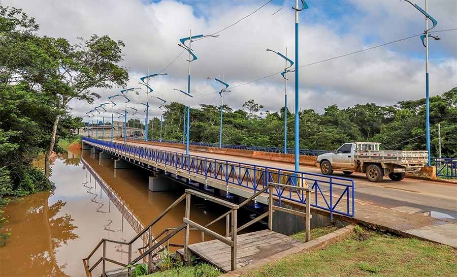 Nova ponte tira Judia do isolamento e prefeitura garante mobilidade na cheia do Rio Acre