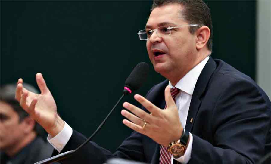 Deputados pedem urgência ao PL da Anistia após pressão do governo