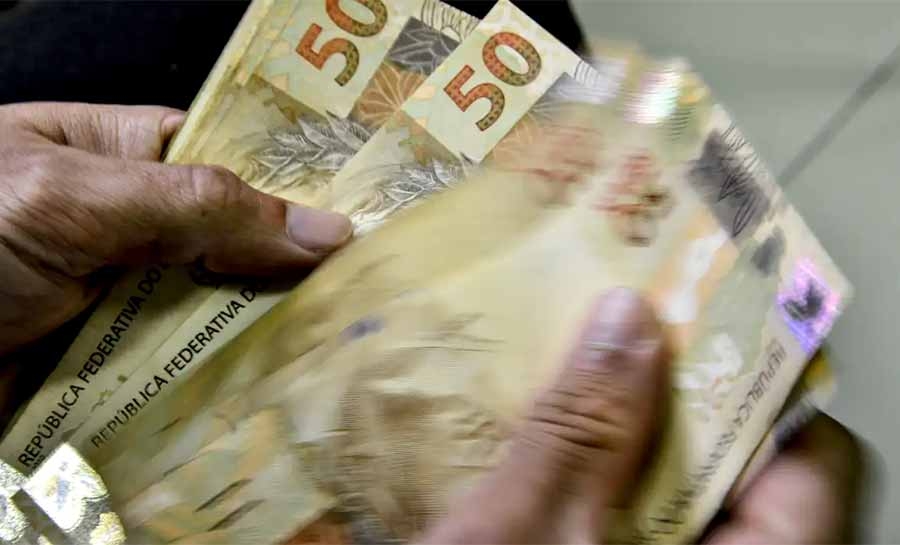 Mercado financeiro reduz previsão da inflação para 5,55%