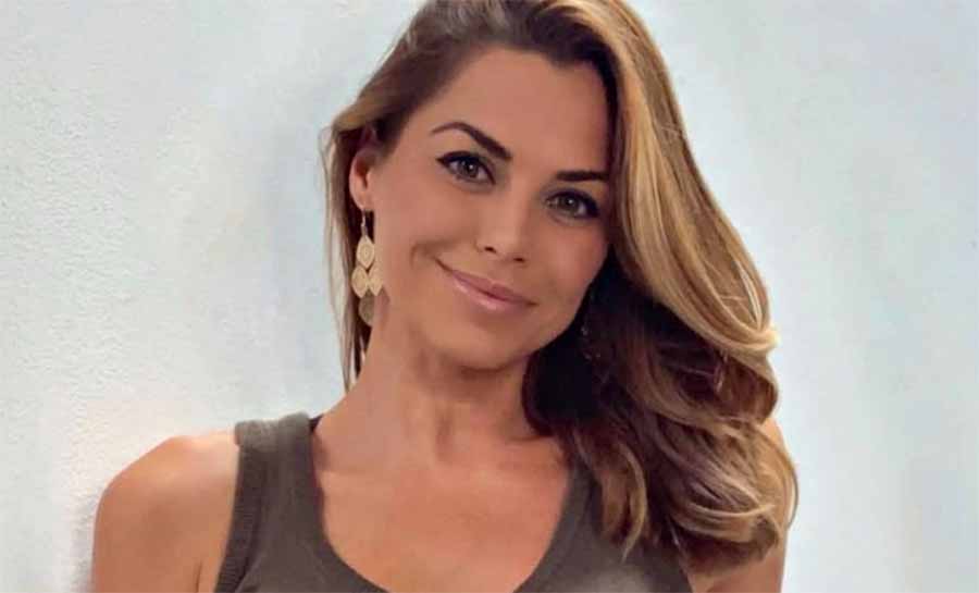 Ex-coelhinha da Playboy vira sem teto e sobrevive com vaquinha