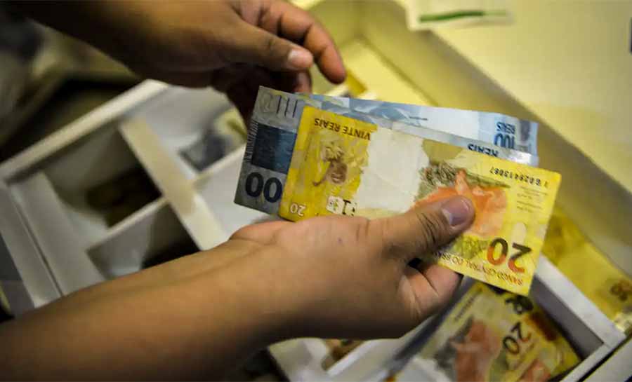 Mercado eleva previsão de expansão da economia para 2,18% em 2025