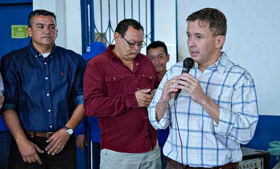 “Combater a cegueira é prioridade”: Velloso inicia entrega de 700 óculos de proteção a garis e margaridas em Rio Branco
