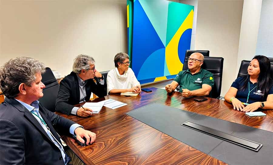 Dirigentes de cooperativas do Acre visitam Jorge Viana na ApexBrasil e discutem estratégias para o fortalecimento do setor no estado