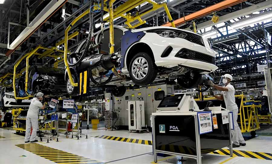 Indústria cai 0,5% em maio e recua pelo segundo mês seguido