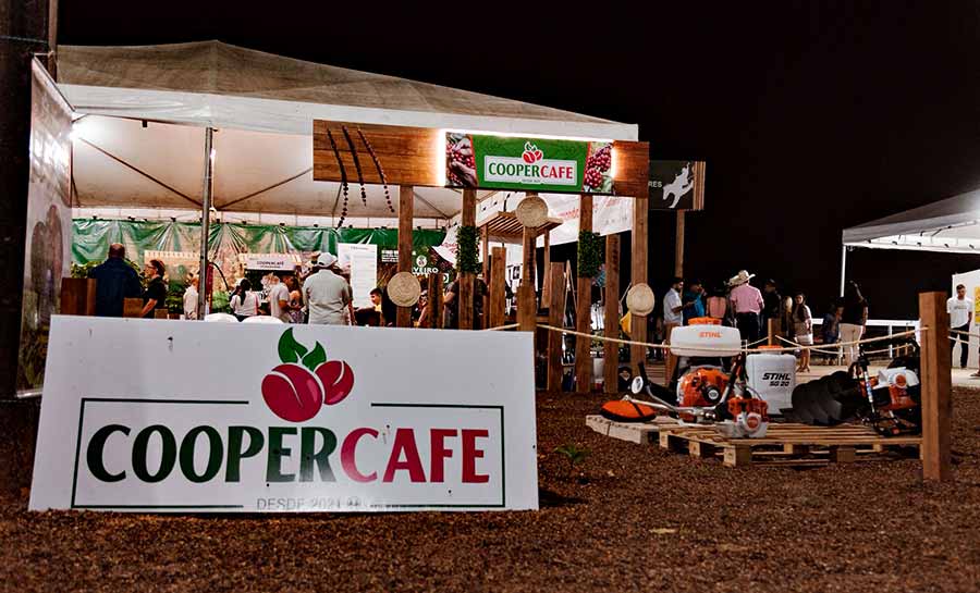 Cooperativismo em destaque: Sistema OCB e cooperativas do Juruá marcam presença na Expo Juruá 2025