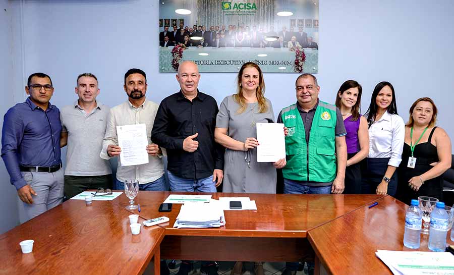 Com assinatura de termo, Estado e supermercados selam parceria para a Expoacre