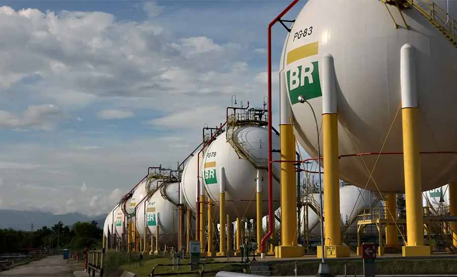 Gás para as distribuidoras terá queda de 14%, anuncia Petrobras