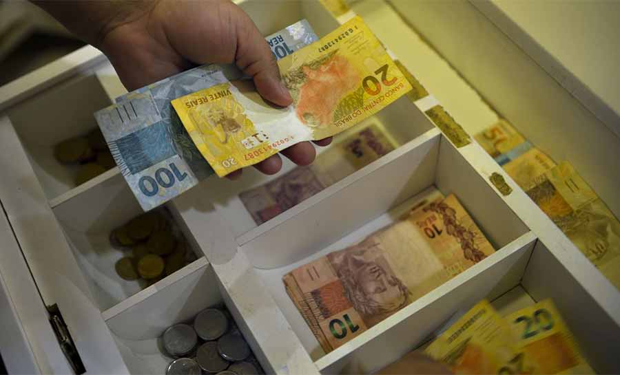 INPC soma 5,13% em 12 meses e apresenta cinco quedas seguidas