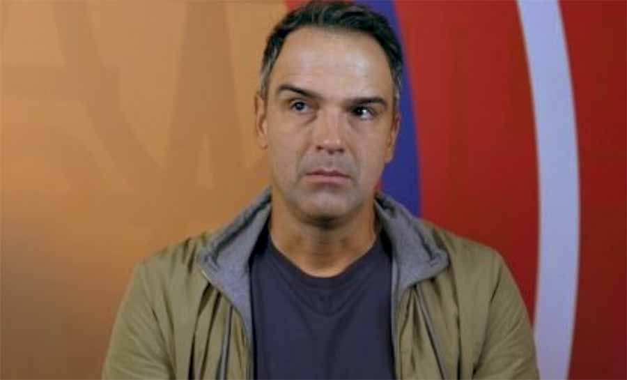 Globo toma decisão sobre Tadeu Schmidt no comando do BBB