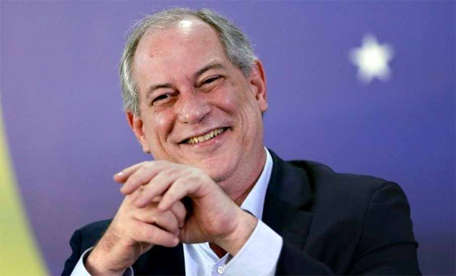Ciro Gomes mira 2026 no PSDB e busca votos de Lula e Bolsonaro