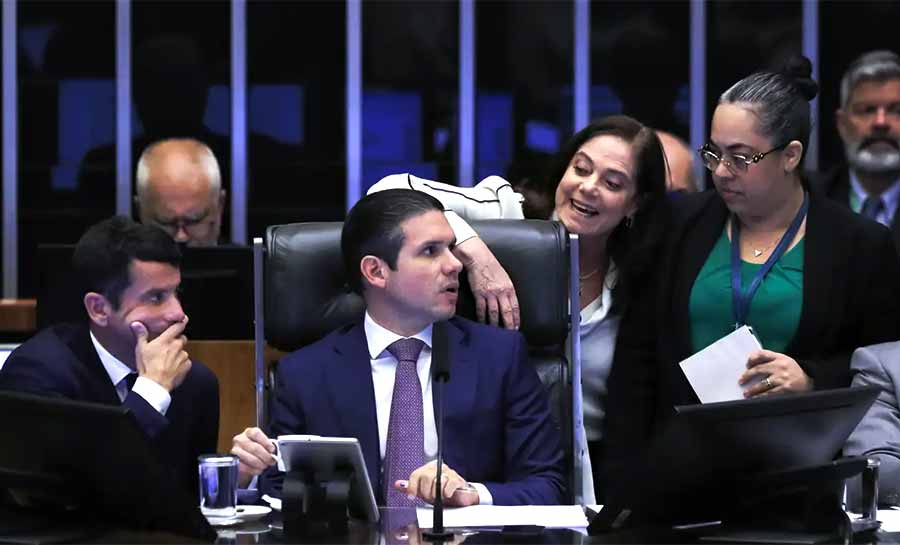 Câmara aprova urgência para isenção do IR de quem ganha até R$ 5 mil