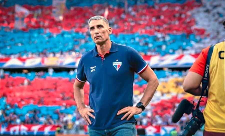 Torcedores vibram com possível chegada de Vojvoda ao Santos