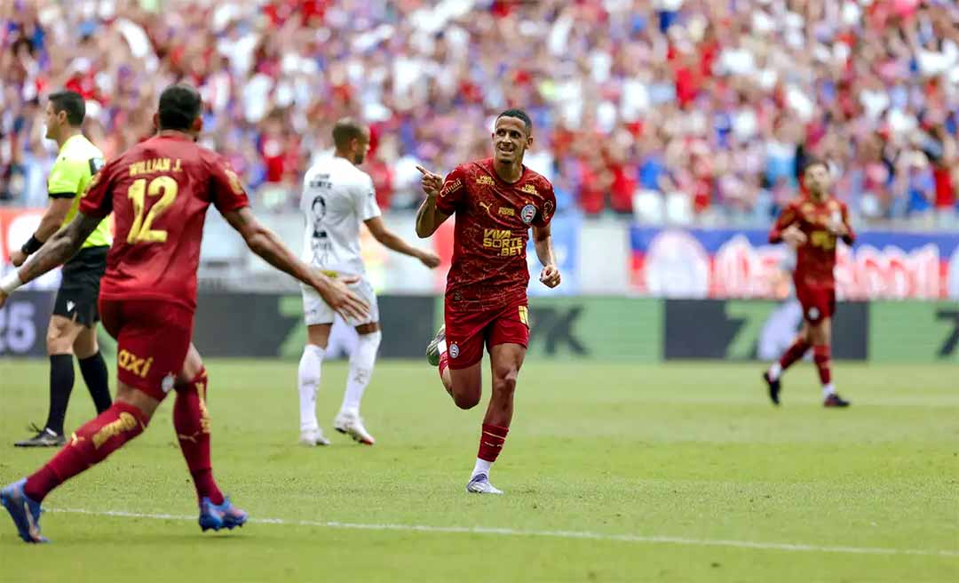 Bahia derrota Santos e ganha força na luta por vaga na Libertadores