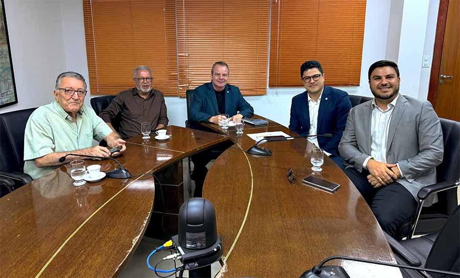 Comissão Especial da Aleac avança nos debates sobre embargos ambientais e regularização fundiária