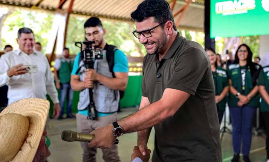 Com apoio do governo, mais de 100 famílias de Brasileia conquistam o direito à terra e Acre segue avançando na regularização fundiária