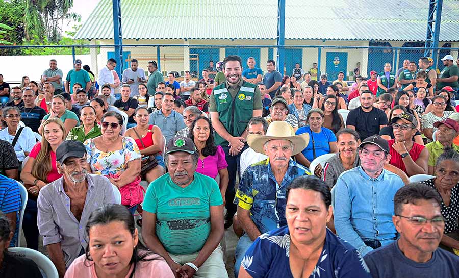 Governador Gladson Camelí entrega 305 títulos de terra definitivos em Sena Madureira