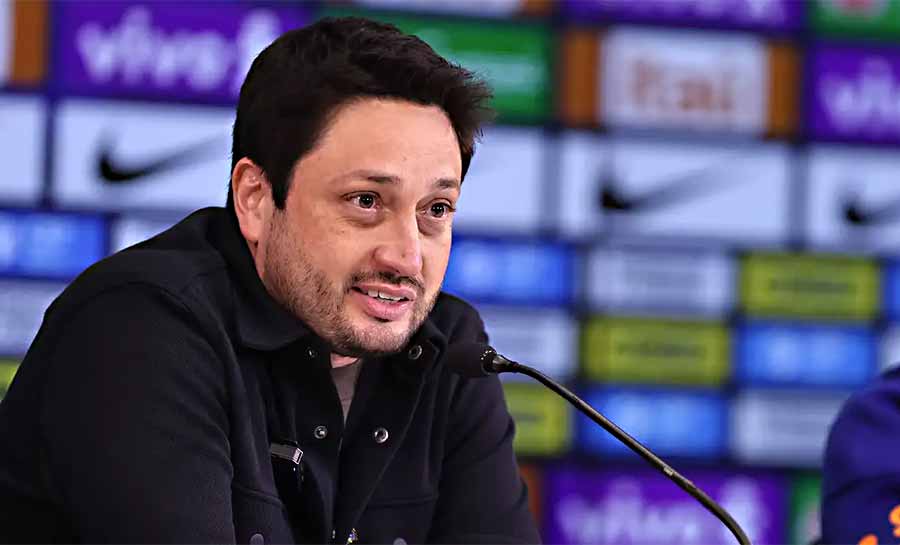 Arthur Elias convoca seleção para amistosos contra Inglaterra e Itália