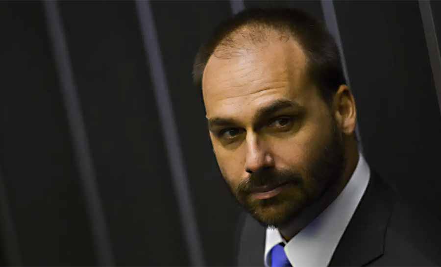 PGR diz que deputados não podem pedir prisão de Eduardo Bolsonaro