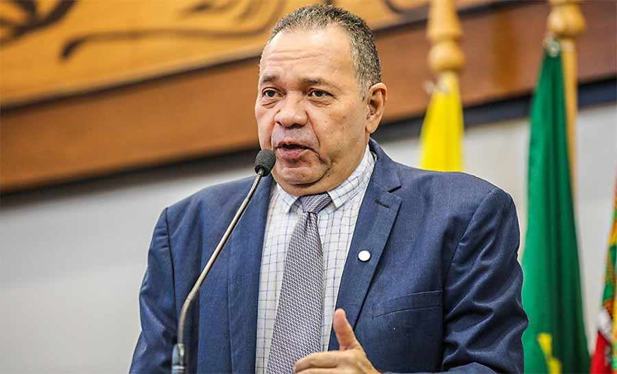 Líder do governo, Manoel Moraes, rebate críticas e afirma que Plano da Saúde será executado “com responsabilidade e respeito”