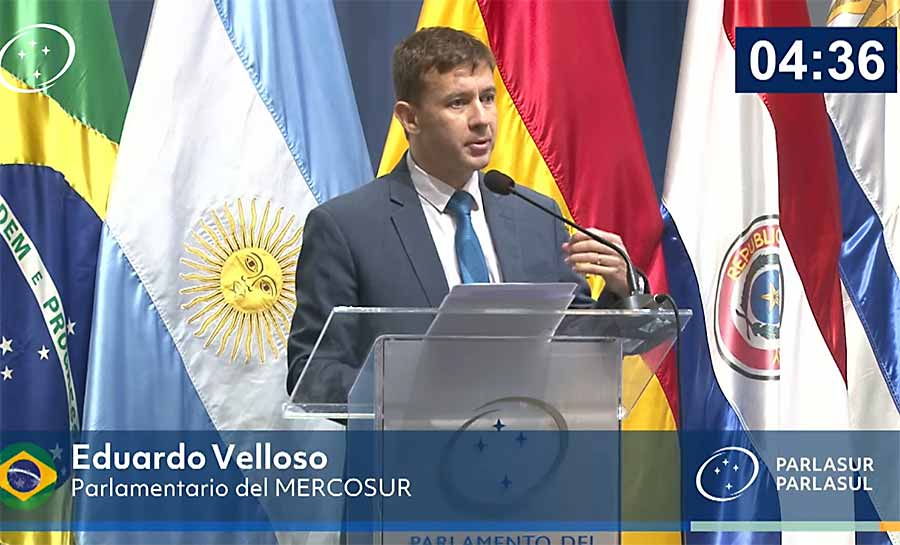 No Parlasul, Velloso defende criação de visto especial do Mercosul para estudantes de medicina