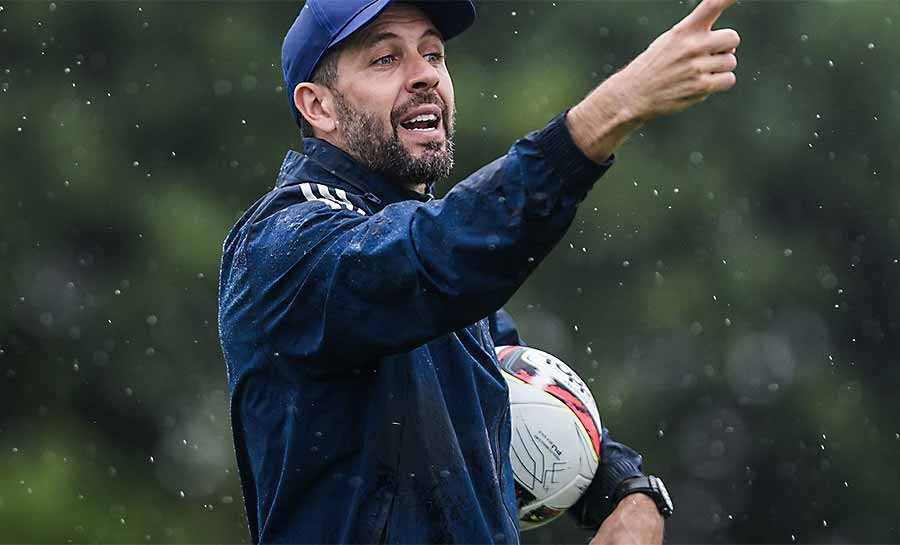 Internacional anuncia a contratação do uruguaio Paulo Pezzolano